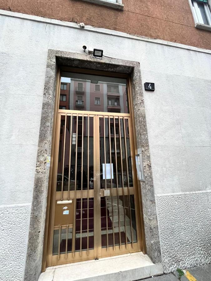 Kibilu - Via Braga - Stazione Centrale Milan Luaran gambar